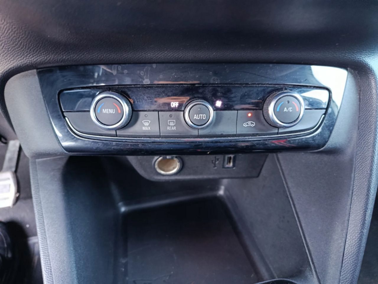 Opel Corsa 1.2T XHT 96kW 130CV GS AutoZen Blue dCi 110kW 150 - foto 16