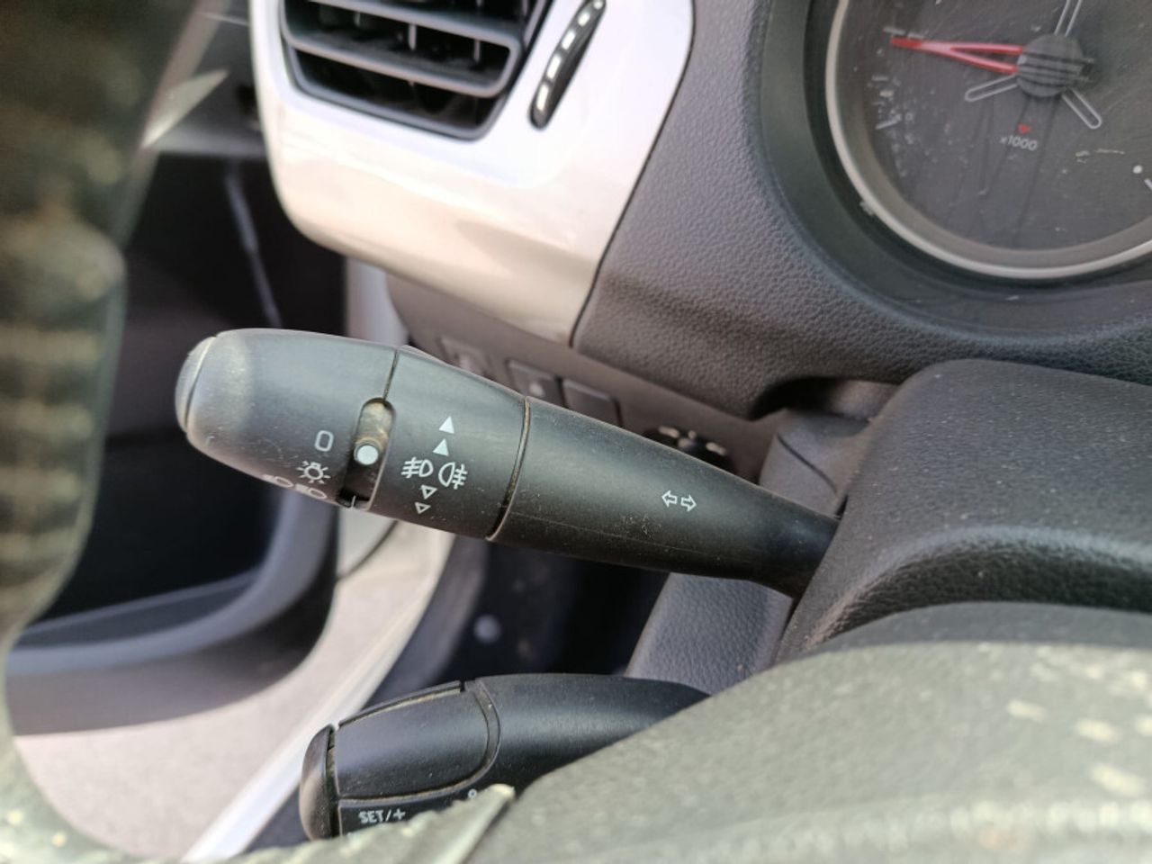 Citroën C-Elysée BlueHDi 75KW 100CV Shine - foto 13