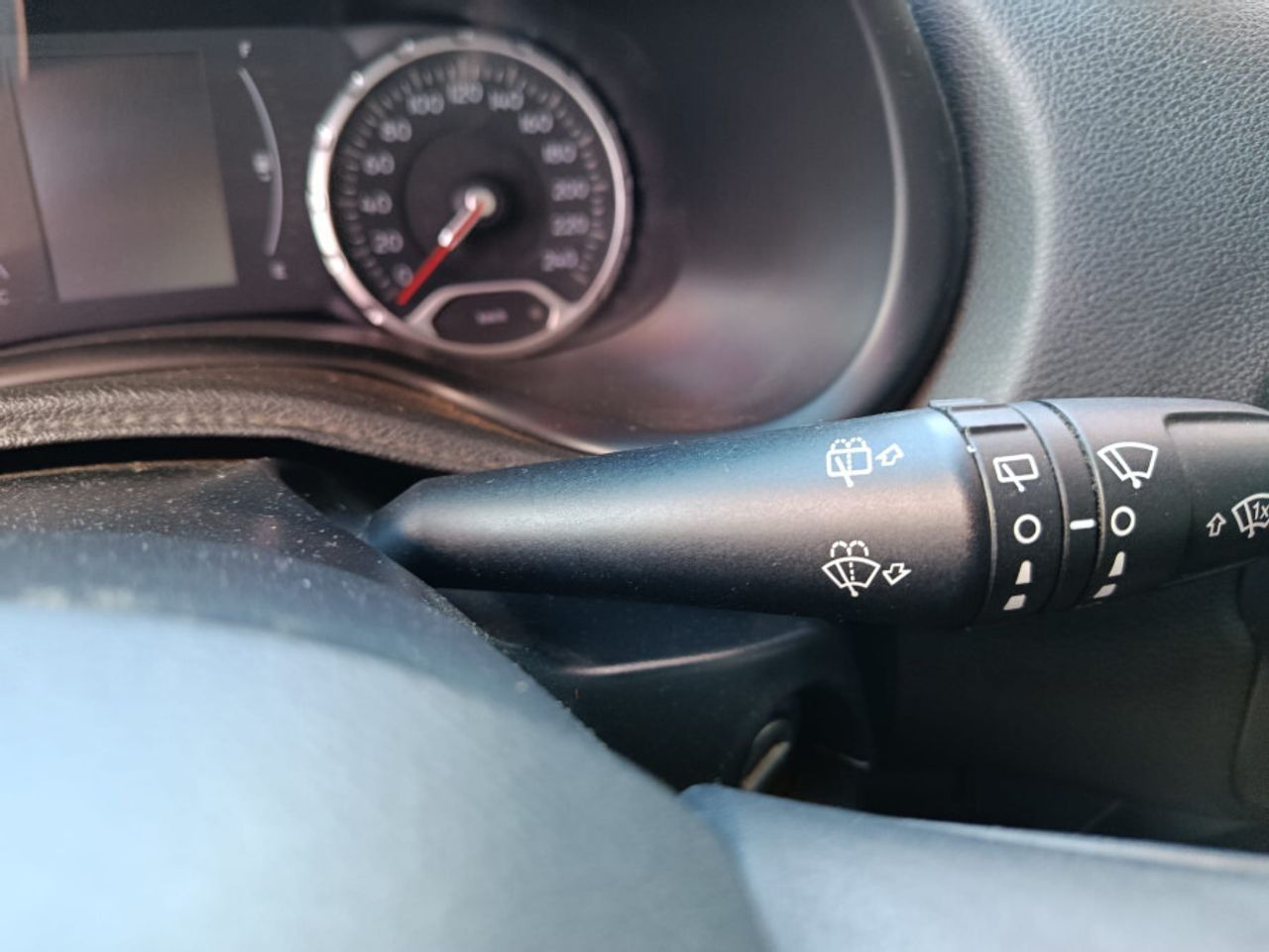 Jeep Renegade 2.0 Mjet 103kW 140CV Night Eagle 4x4 - foto 22