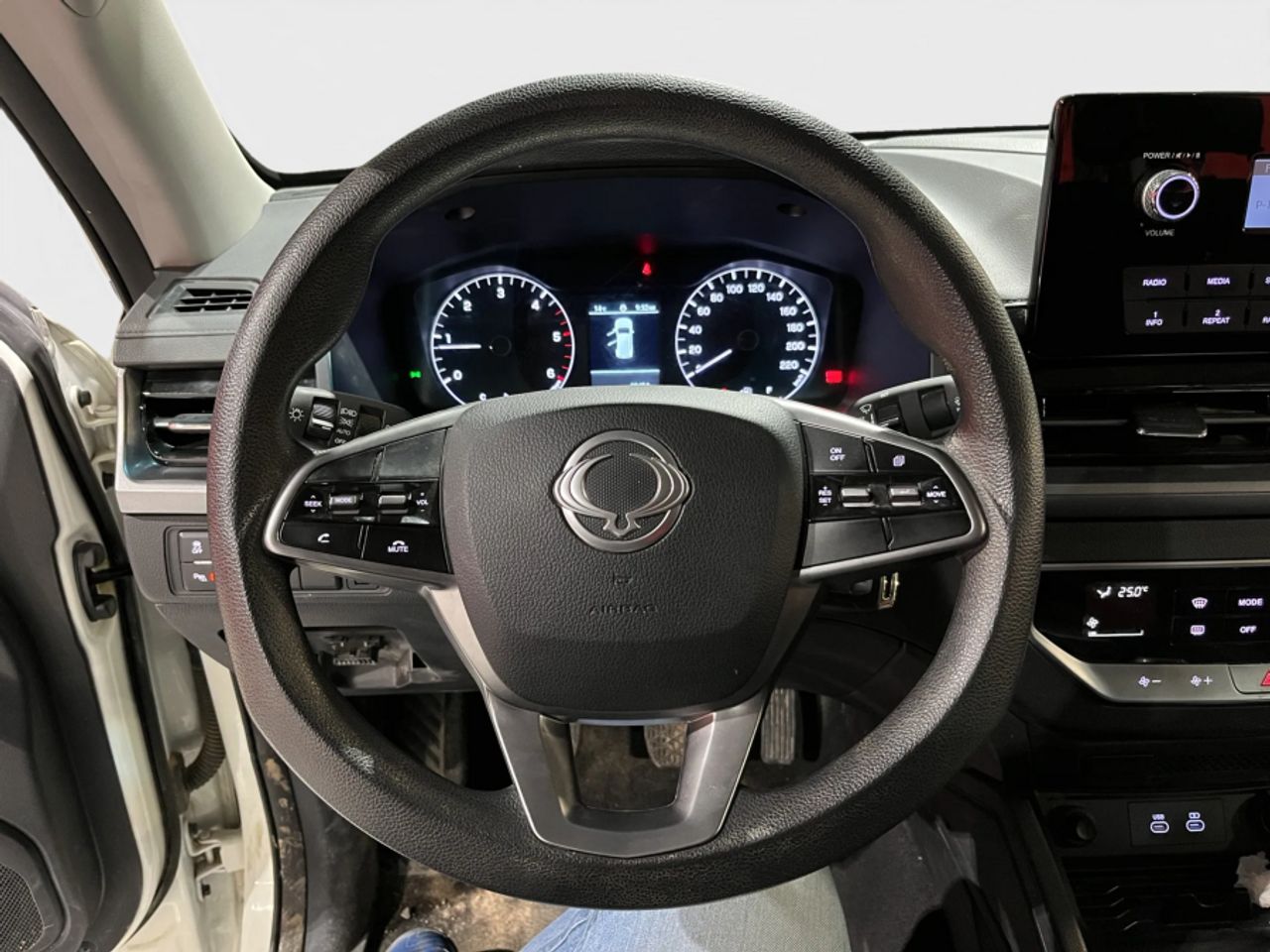 SsangYong Musso Sports D22DTR 4x4 Pro - foto 11