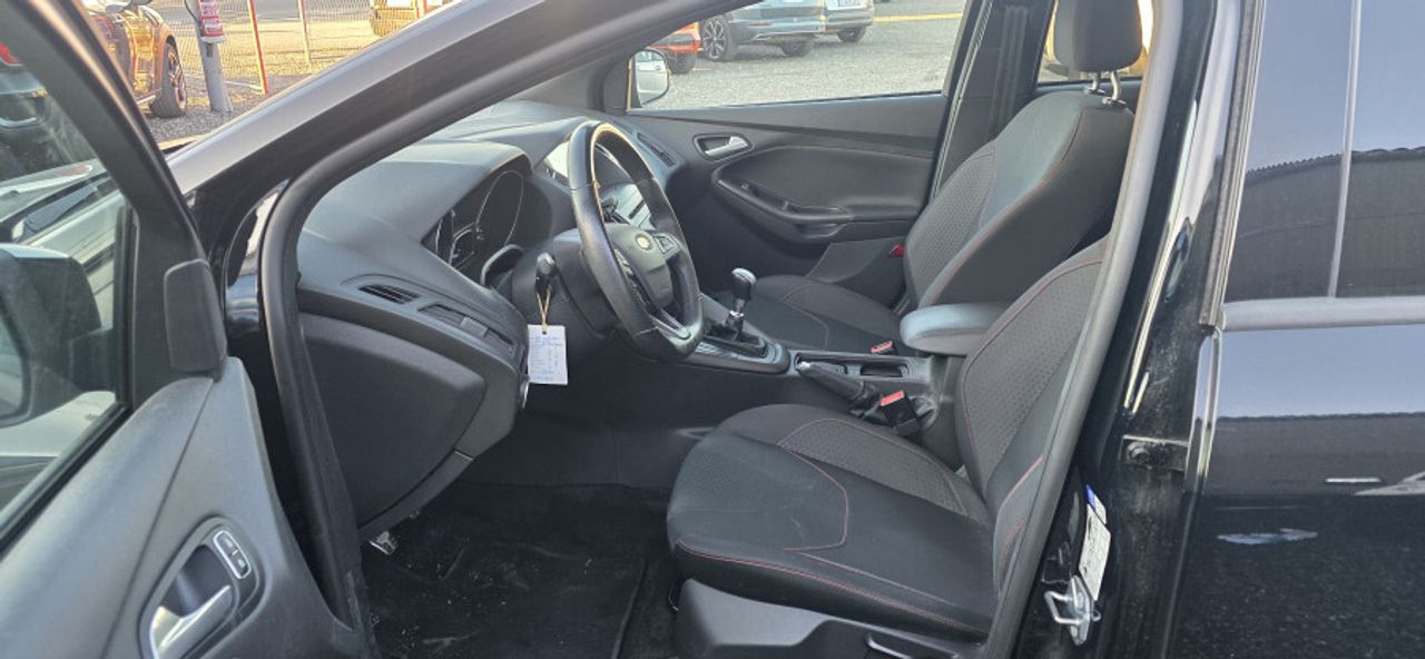 Ford Focus 1.5 TDCi E6 88kW 120CV STLine - foto 25