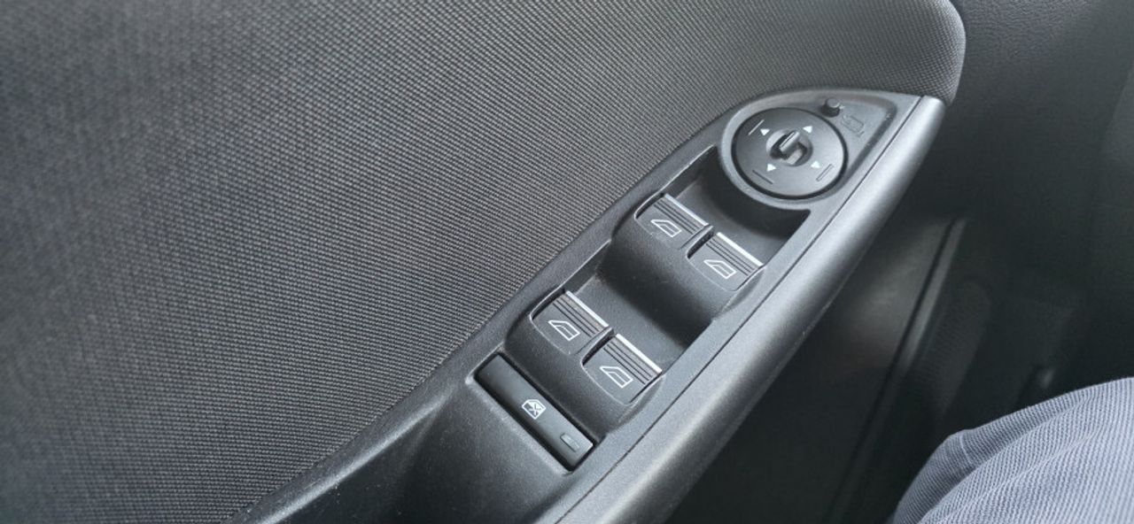 Ford Focus 1.5 TDCi E6 88kW 120CV STLine - foto 20