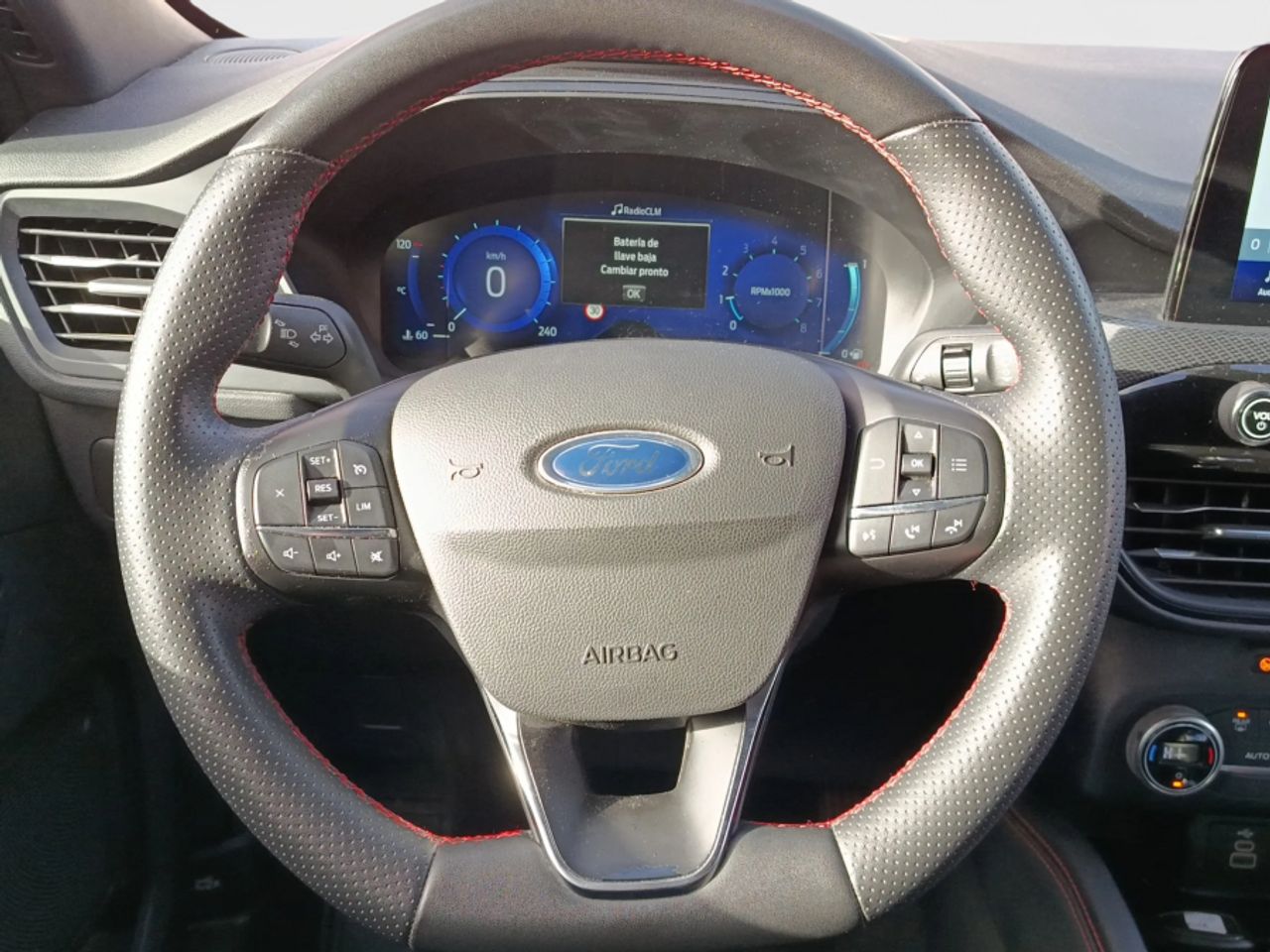 Ford Kuga STLine 1.5T EcoBoost 110kW 150CV - foto 21