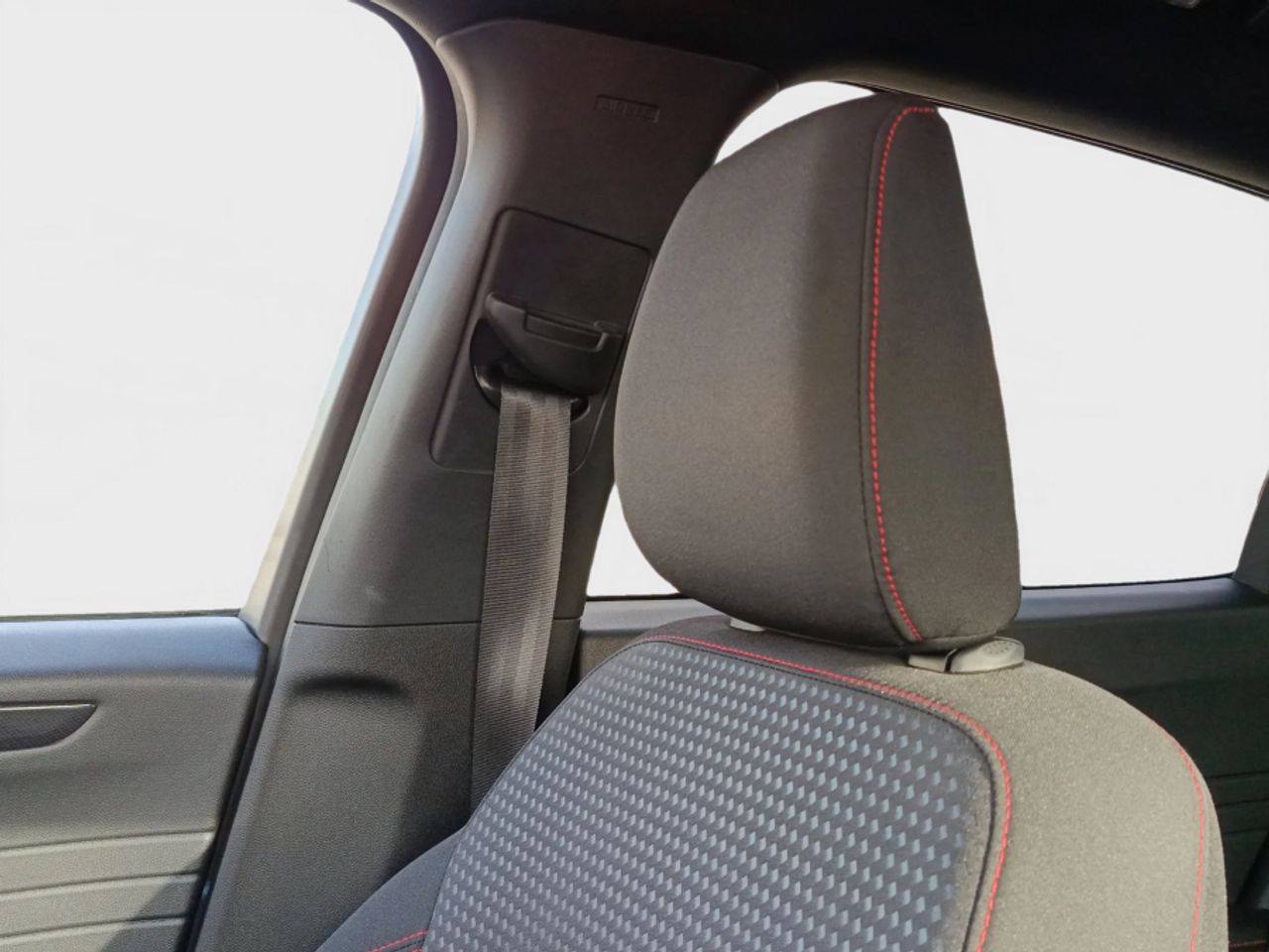 Ford Kuga STLine 1.5T EcoBoost 110kW 150CV - foto 30