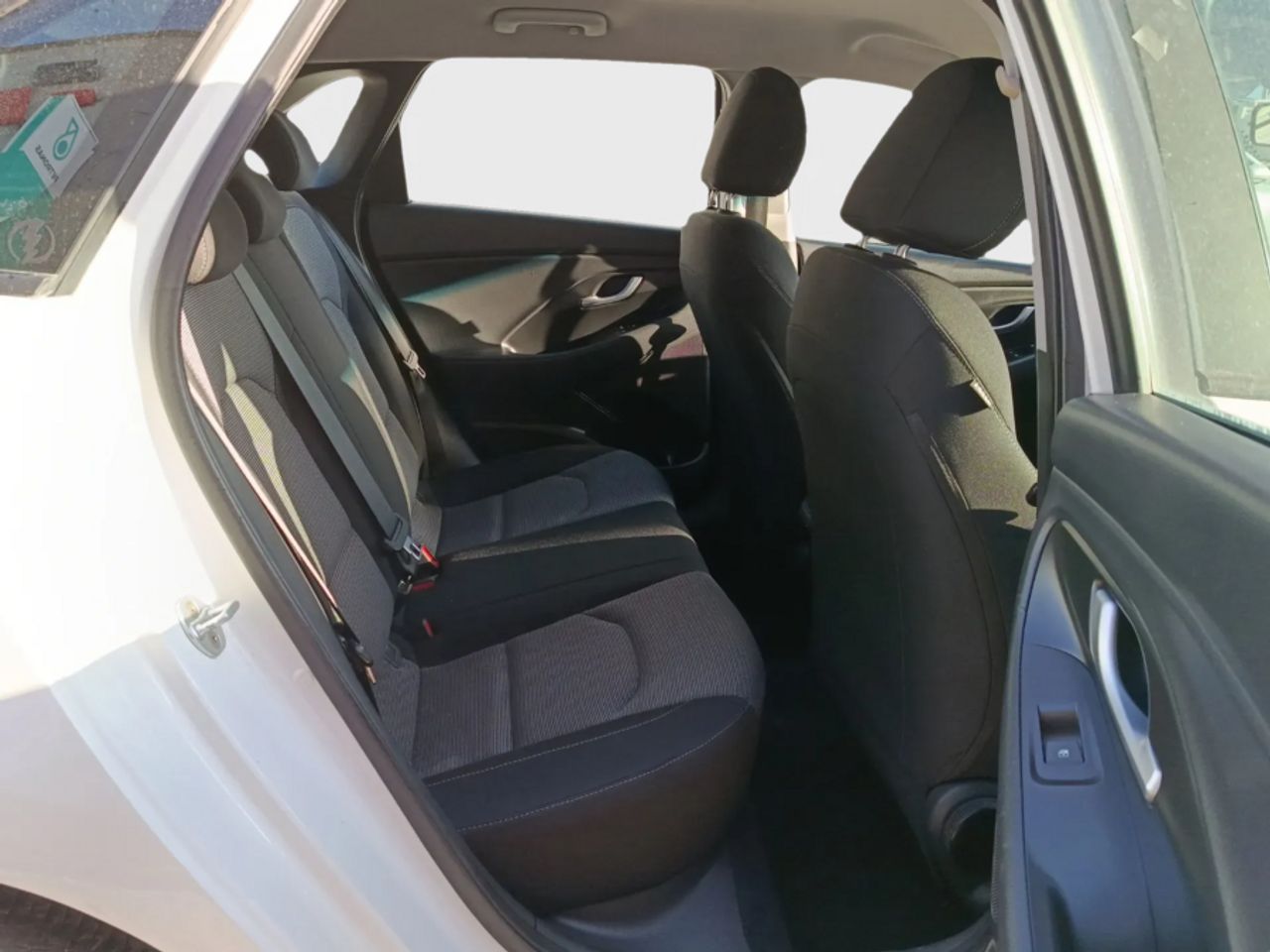 Hyundai i30 1.0 TGDI Tecno Tech - foto 11