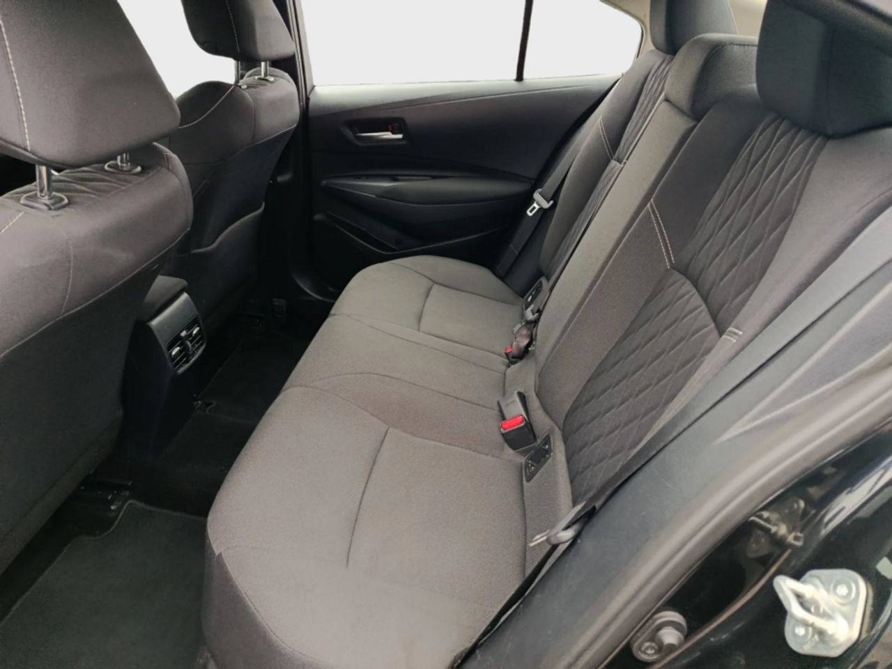 Toyota Corolla 1.5 ADVANCE 125CV - foto 11