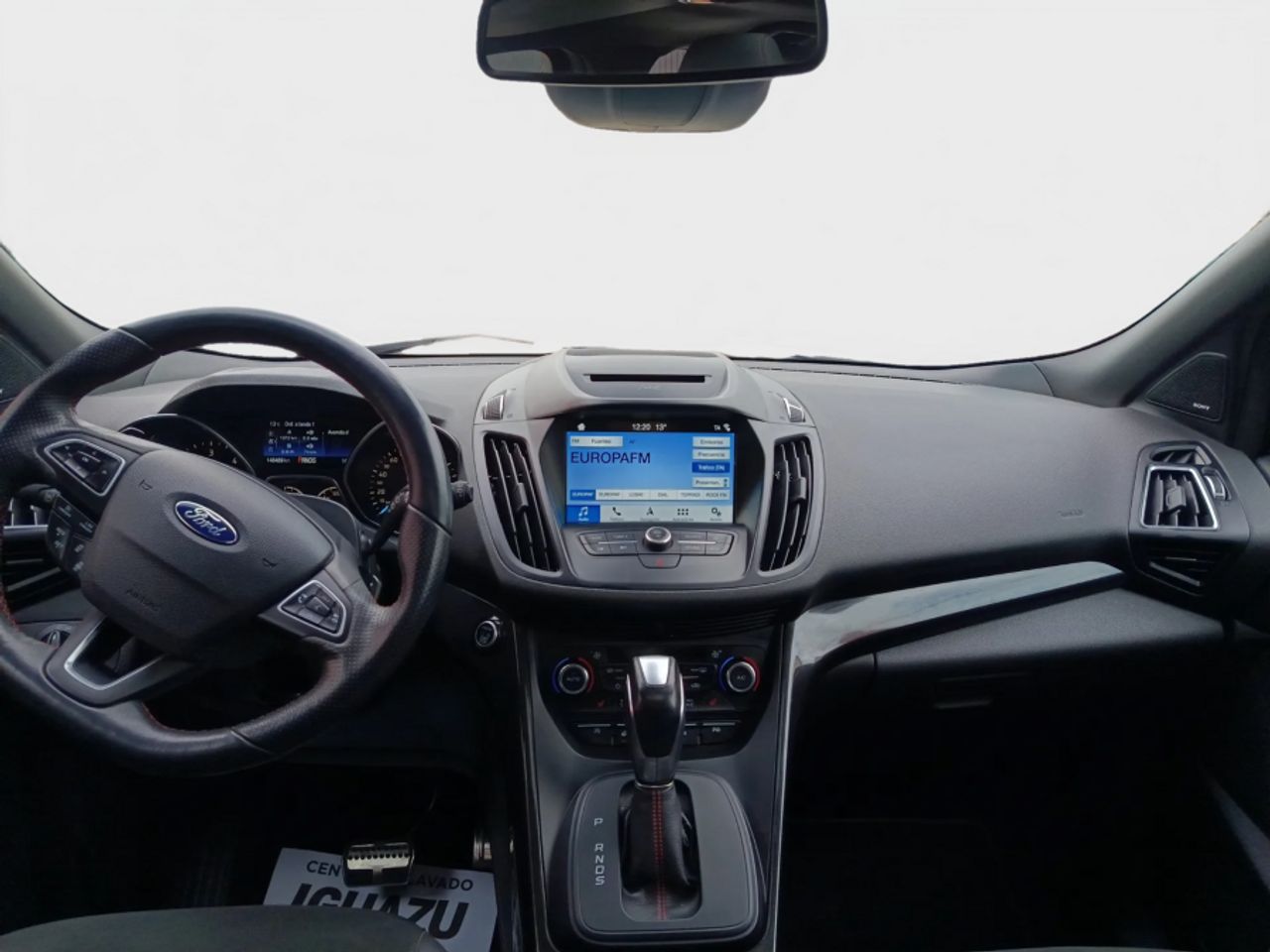 Ford Kuga 2.0 TDCi 132kW 4x4 STLine Powers. - foto 15