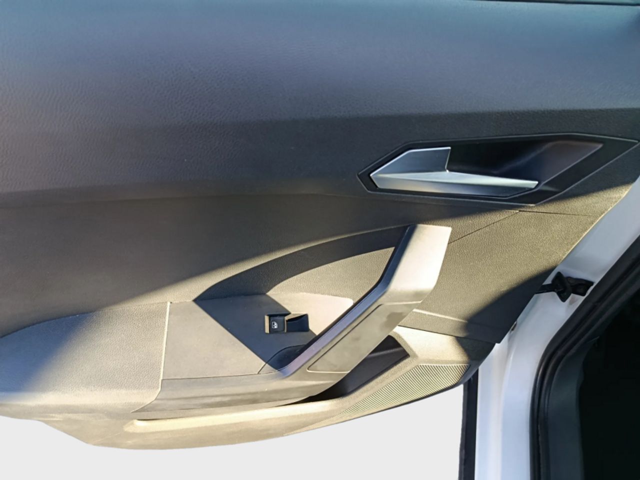 Seat Arona 1.0 TSI 81kW 110CV Style XL - foto 11