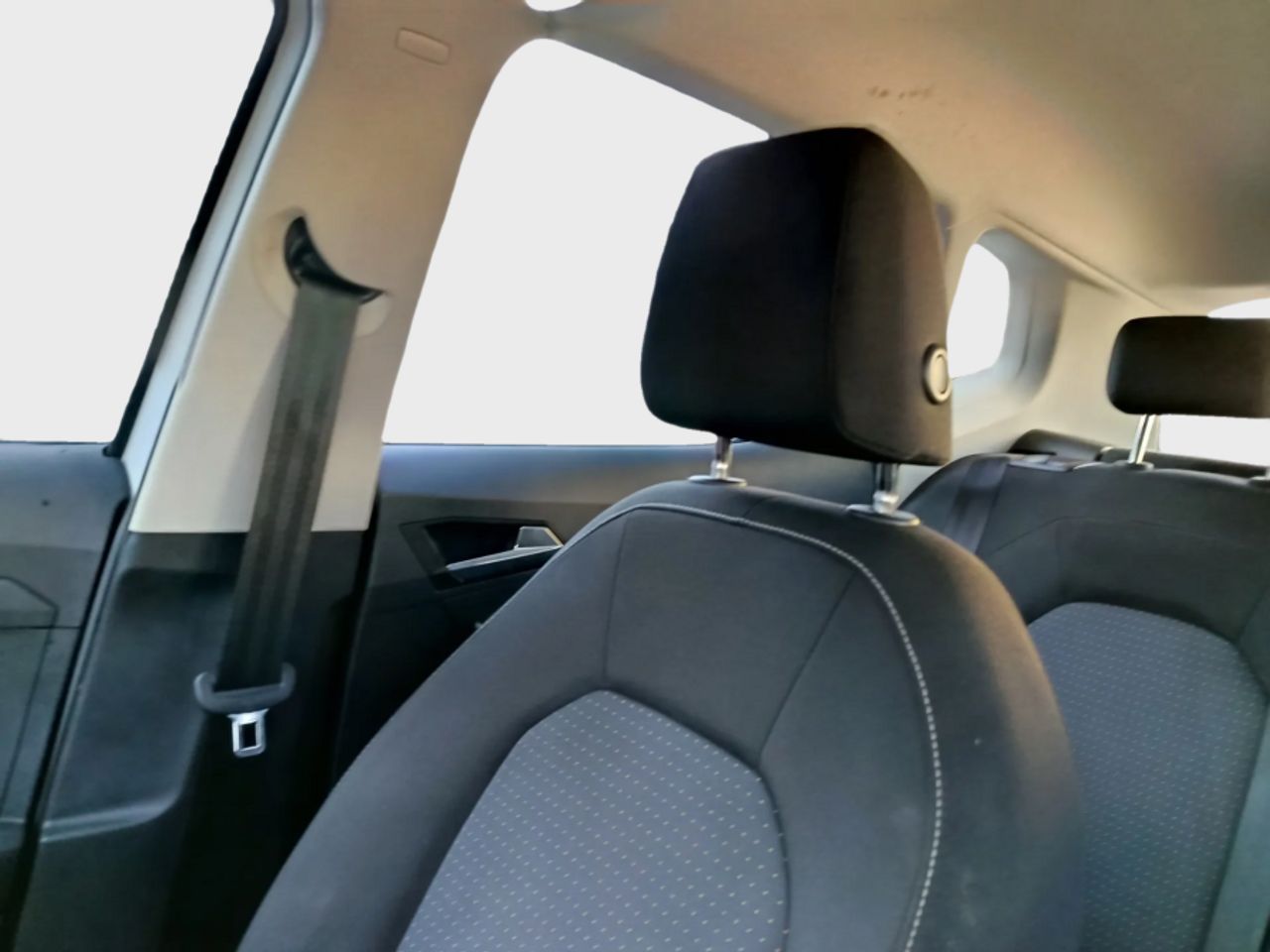 Seat Arona 1.0 TSI 81kW 110CV Style XL - foto 30