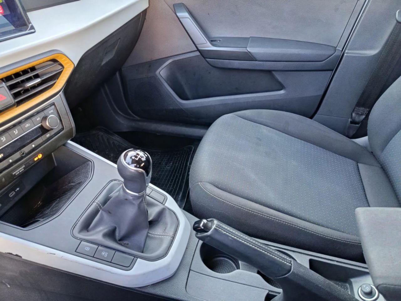 Seat Arona 1.0 TSI 81kW 110CV Style XL - foto 28