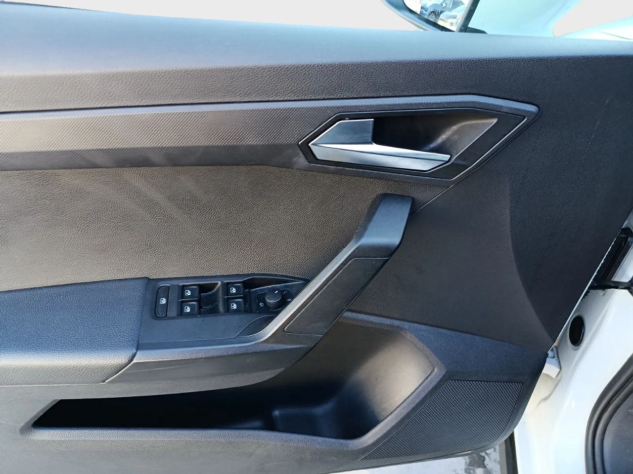 Seat Arona 1.0 TSI 81kW 110CV Style XL - foto 17