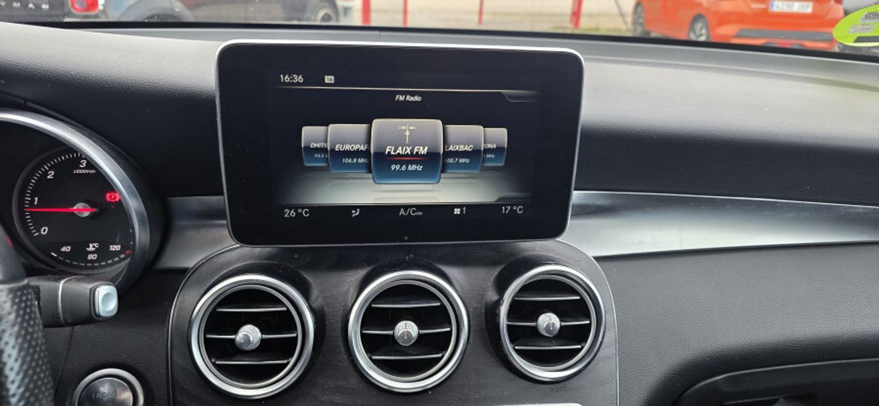 Mercedes GLC GLC 250 d 4MATIC AMG Line - foto 19