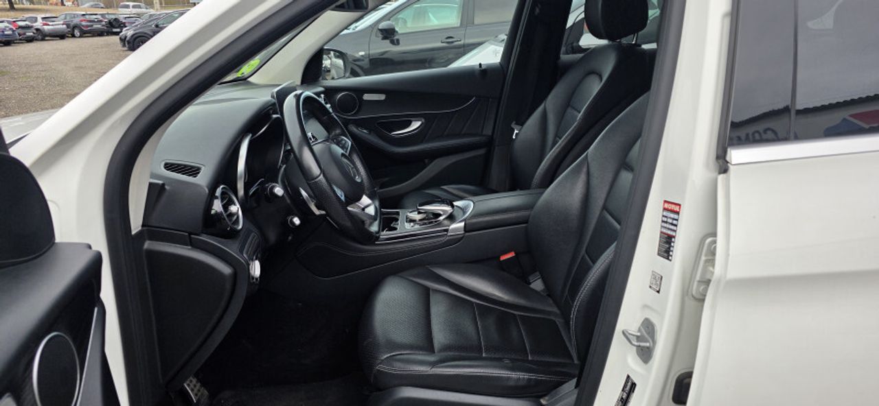 Mercedes GLC GLC 250 d 4MATIC AMG Line - foto 30