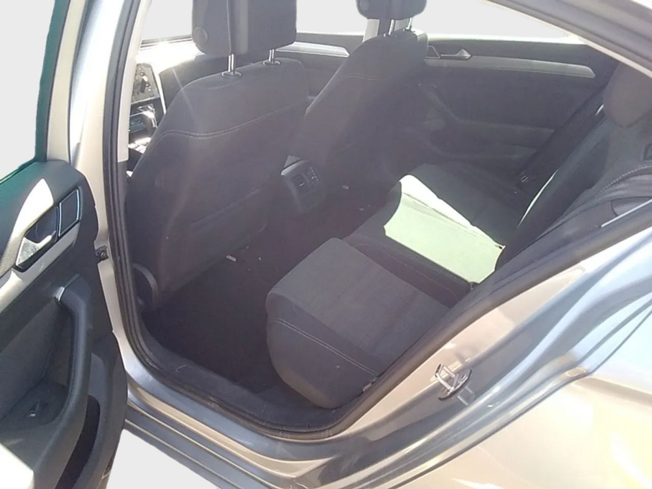 Volkswagen Passat Executive 2.0 TDI 90kW 122CV DSG - foto 10