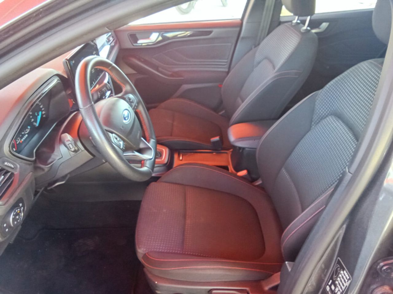 Ford Focus 1.0 Ecoboost MHEV 114kW STLine Auto - foto 16