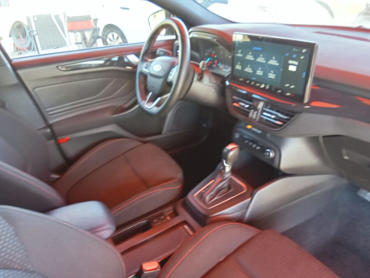 Ford Focus 1.0 Ecoboost MHEV 114kW STLine Auto - foto 20