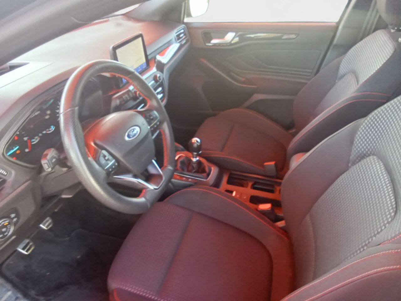 Ford Focus 1.5 Ecoblue 88kW STLine - foto 20