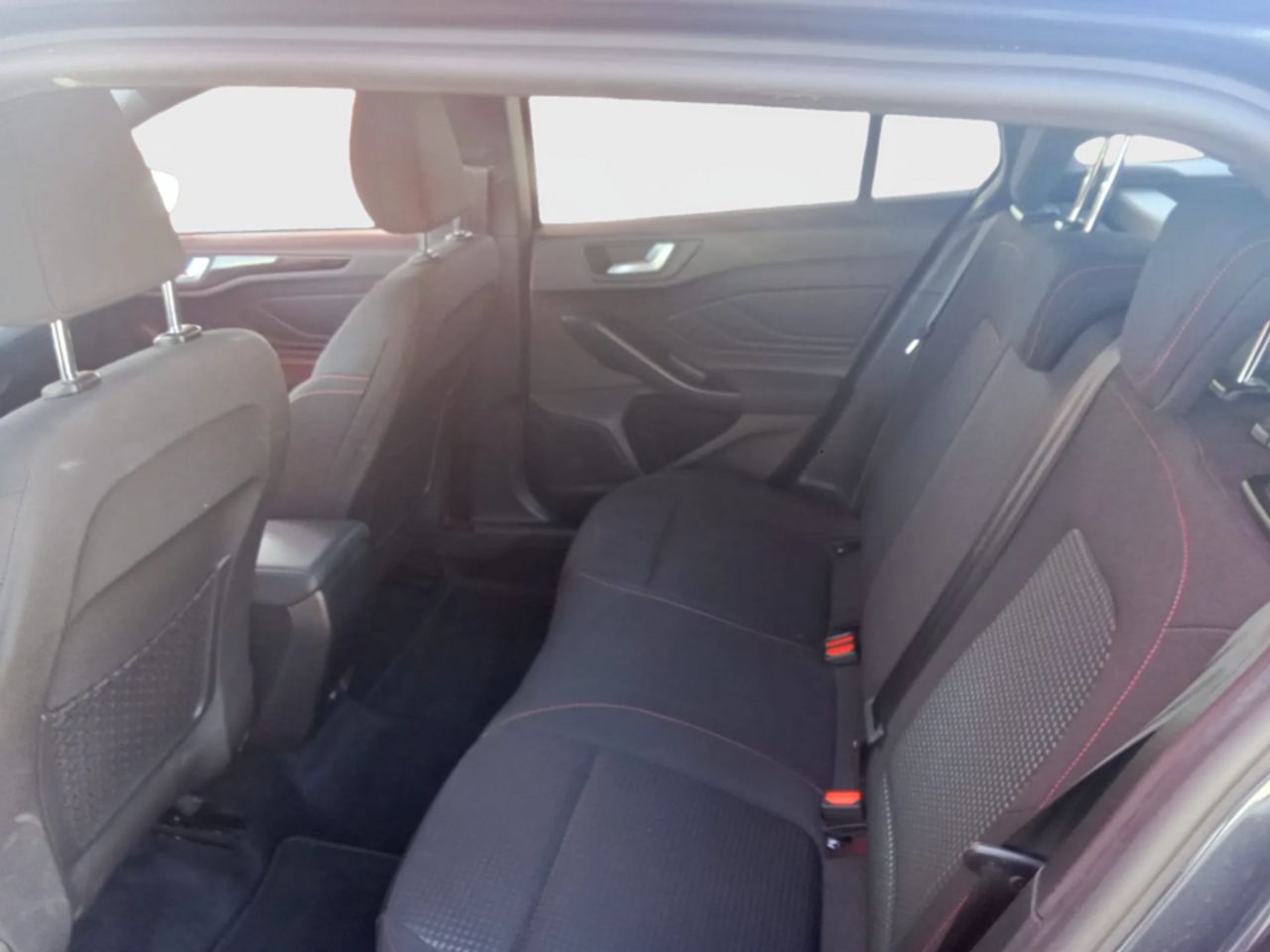 Ford Focus 1.5 Ecoblue 88kW STLine - foto 19