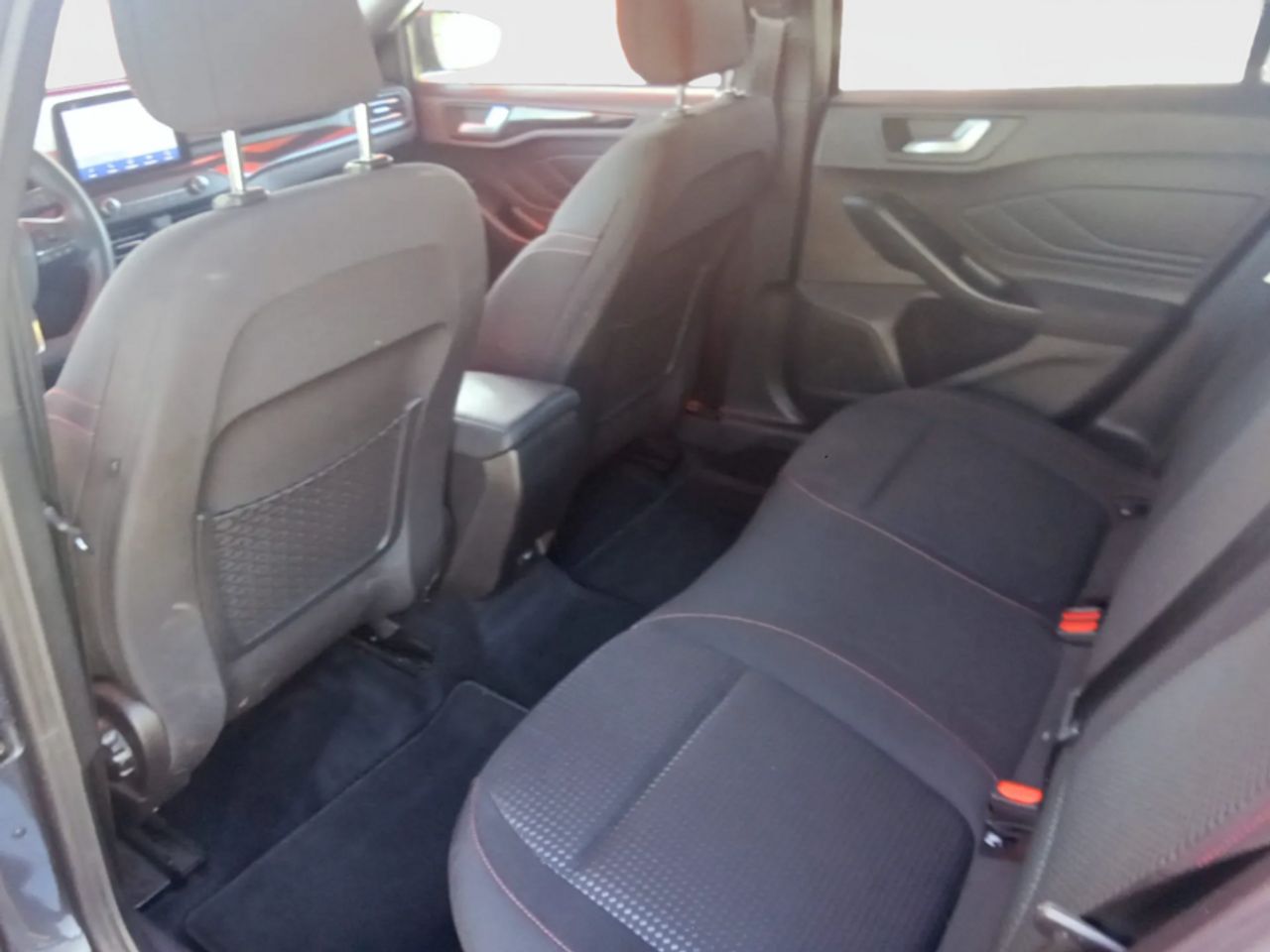 Ford Focus 1.5 Ecoblue 88kW STLine - foto 11