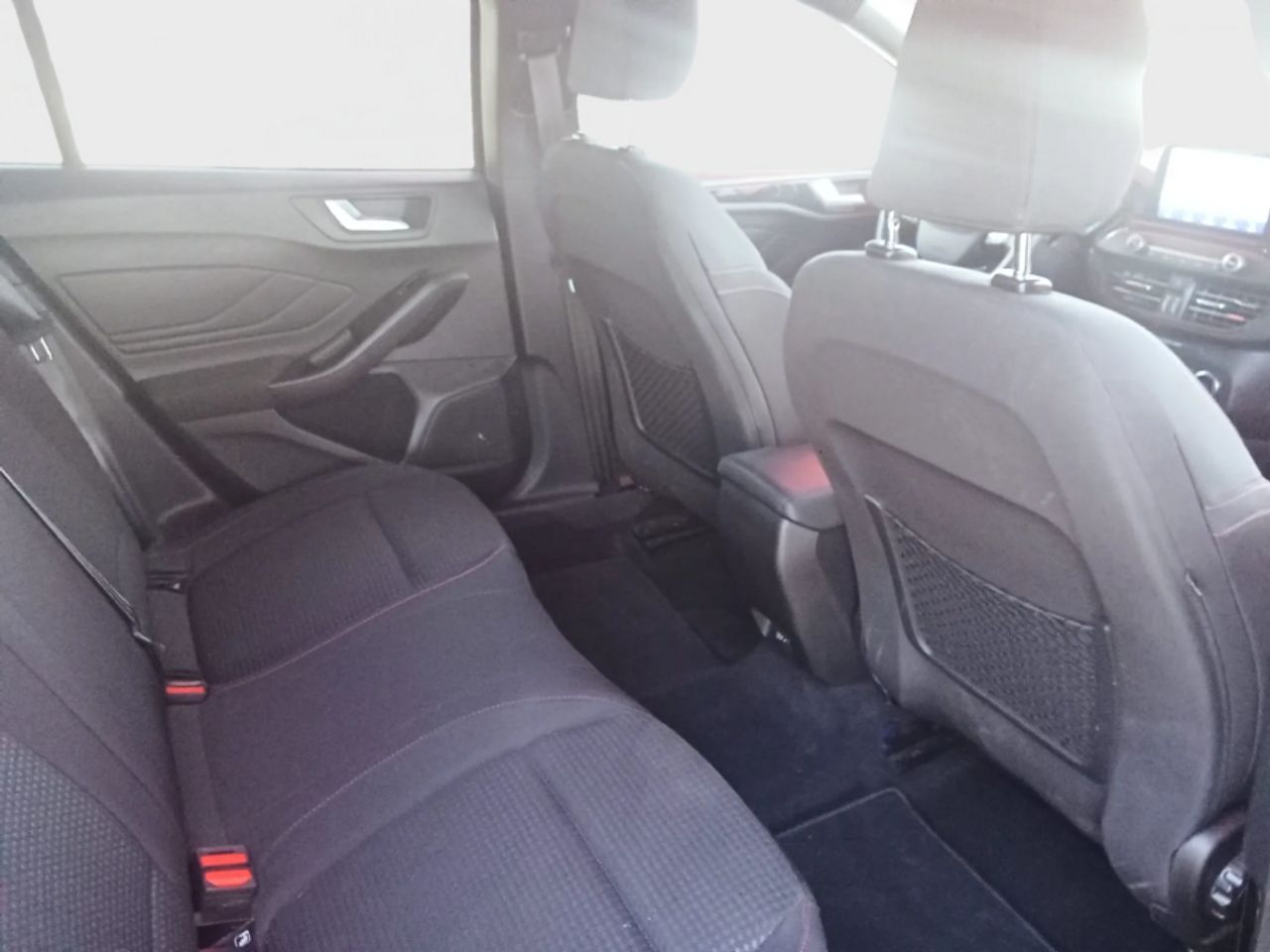 Ford Focus 1.5 Ecoblue 88kW STLine - foto 15