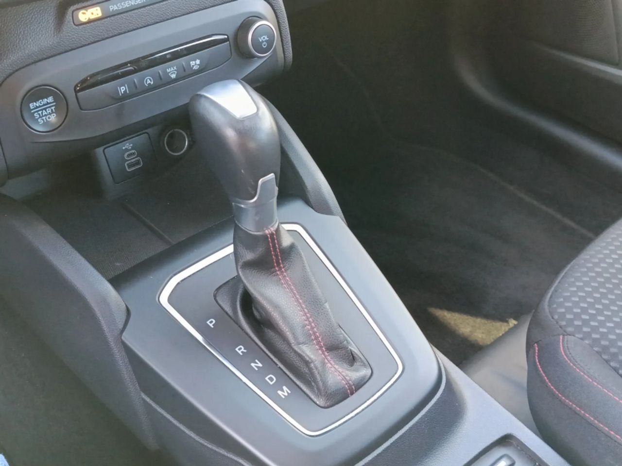 Ford Focus 1.0 Ecoboost MHEV 125CV STLine Auto 1.0 TSI - foto 12