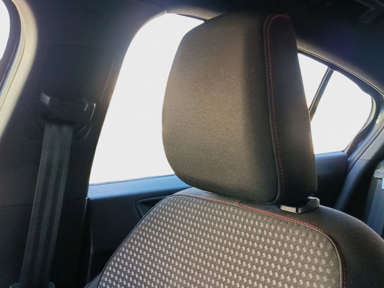 Ford Focus 1.0 Ecoboost MHEV 125CV STLine Auto 1.0 TSI - foto 16