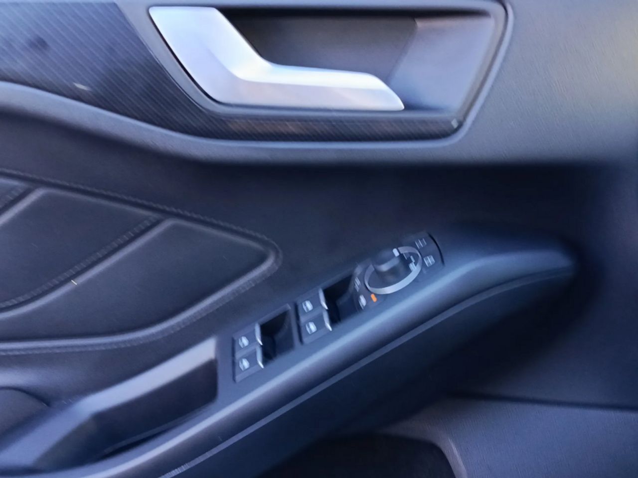 Ford Focus 1.0 Ecoboost MHEV 125CV STLine Auto 1.0 TSI - foto 22