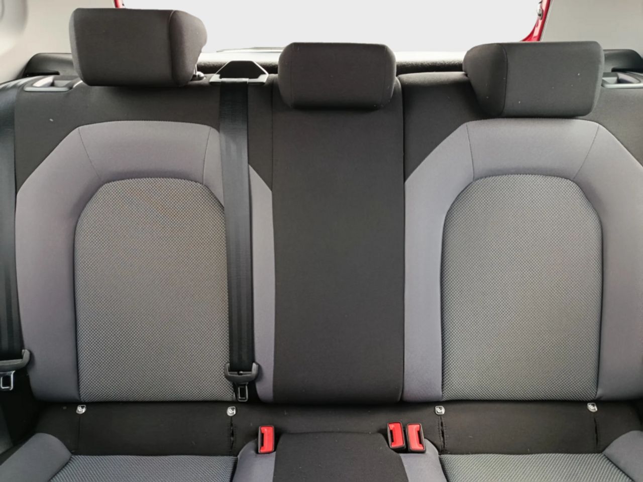 Seat Arona 1.0 TSI 81kW 110CV Style Ecomotive - foto 27