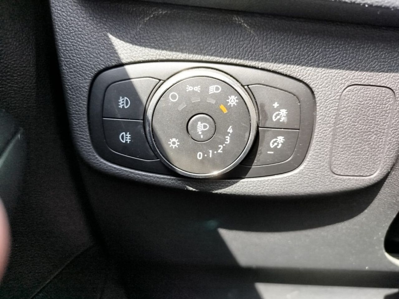 Ford Focus 1.5 Ecoblue 88kW Trend - foto 28