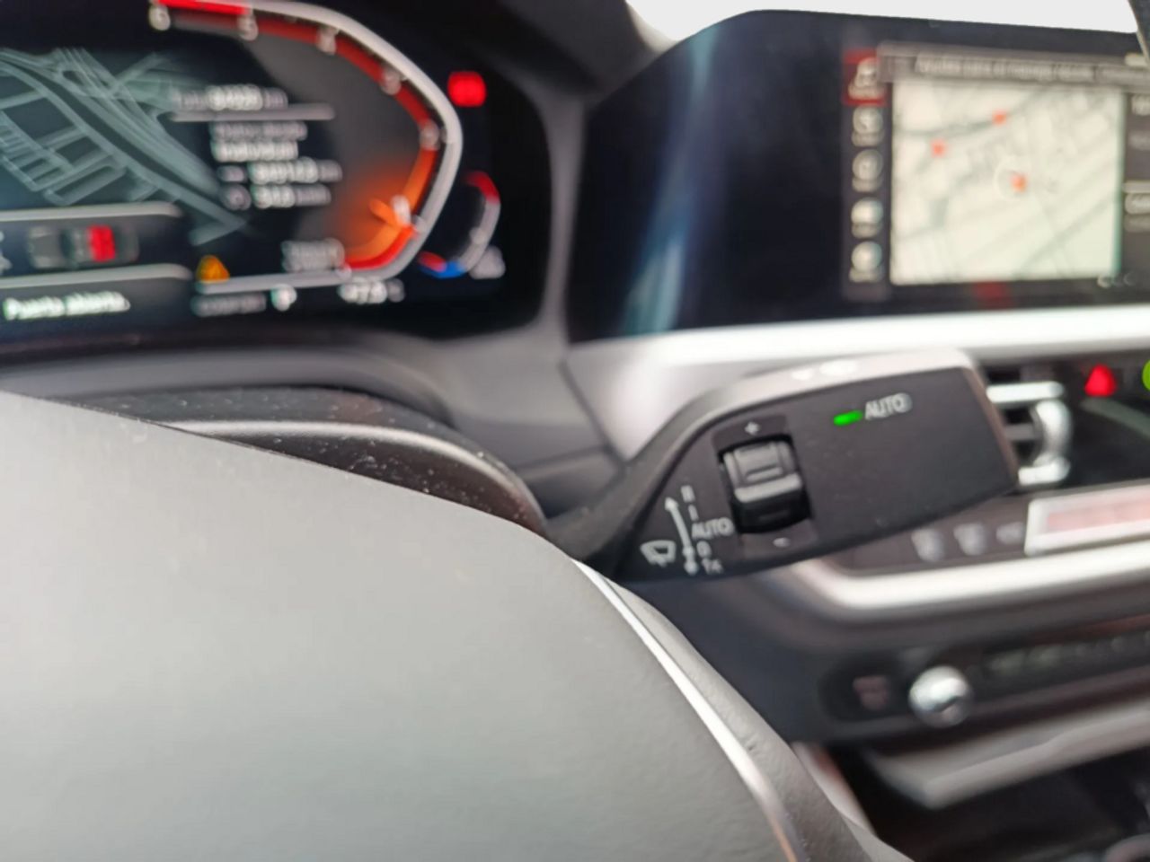 BMW Serie 3 318d Auto. - foto 26