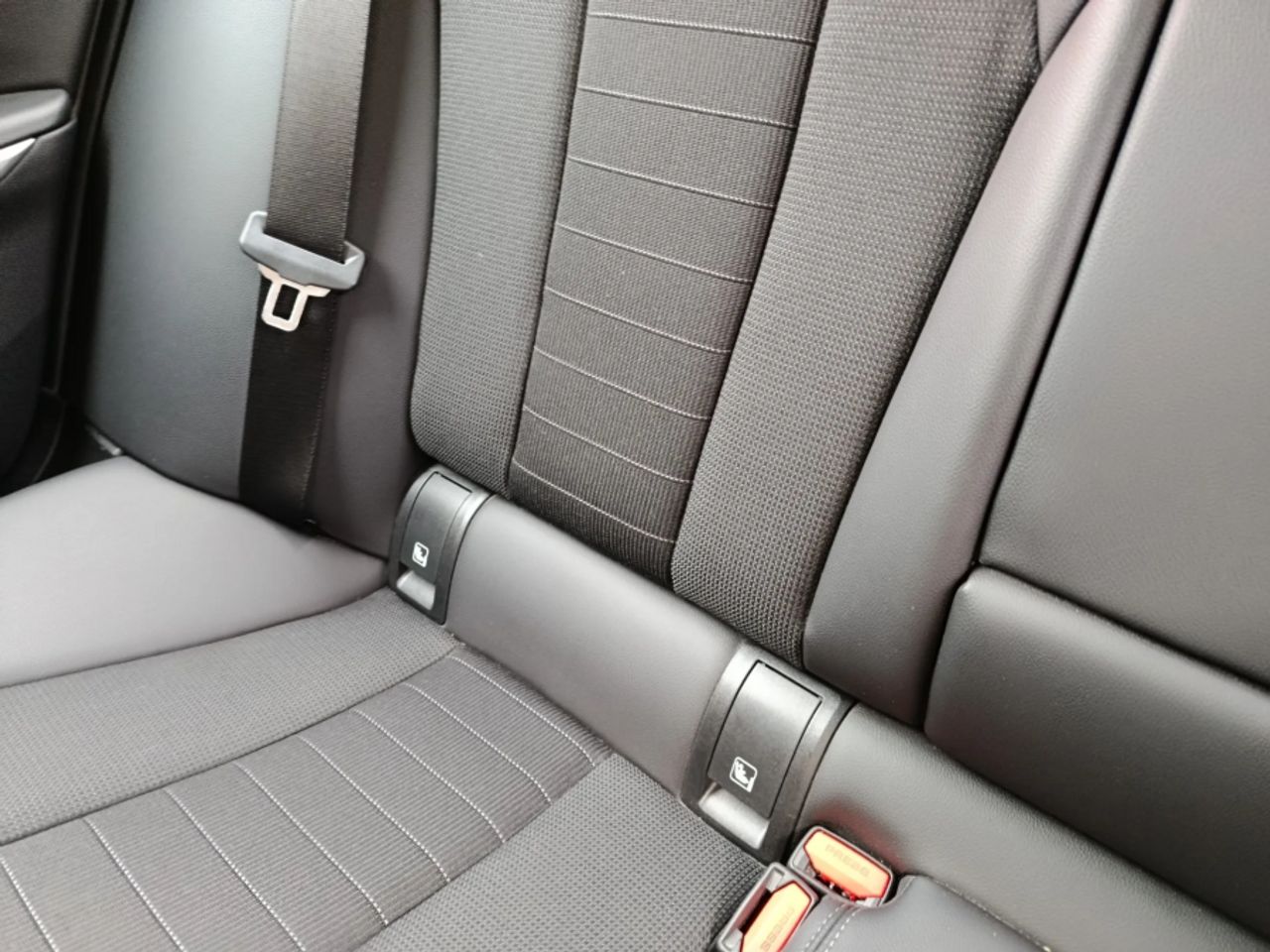 BMW Serie 3 318d Auto. - foto 33