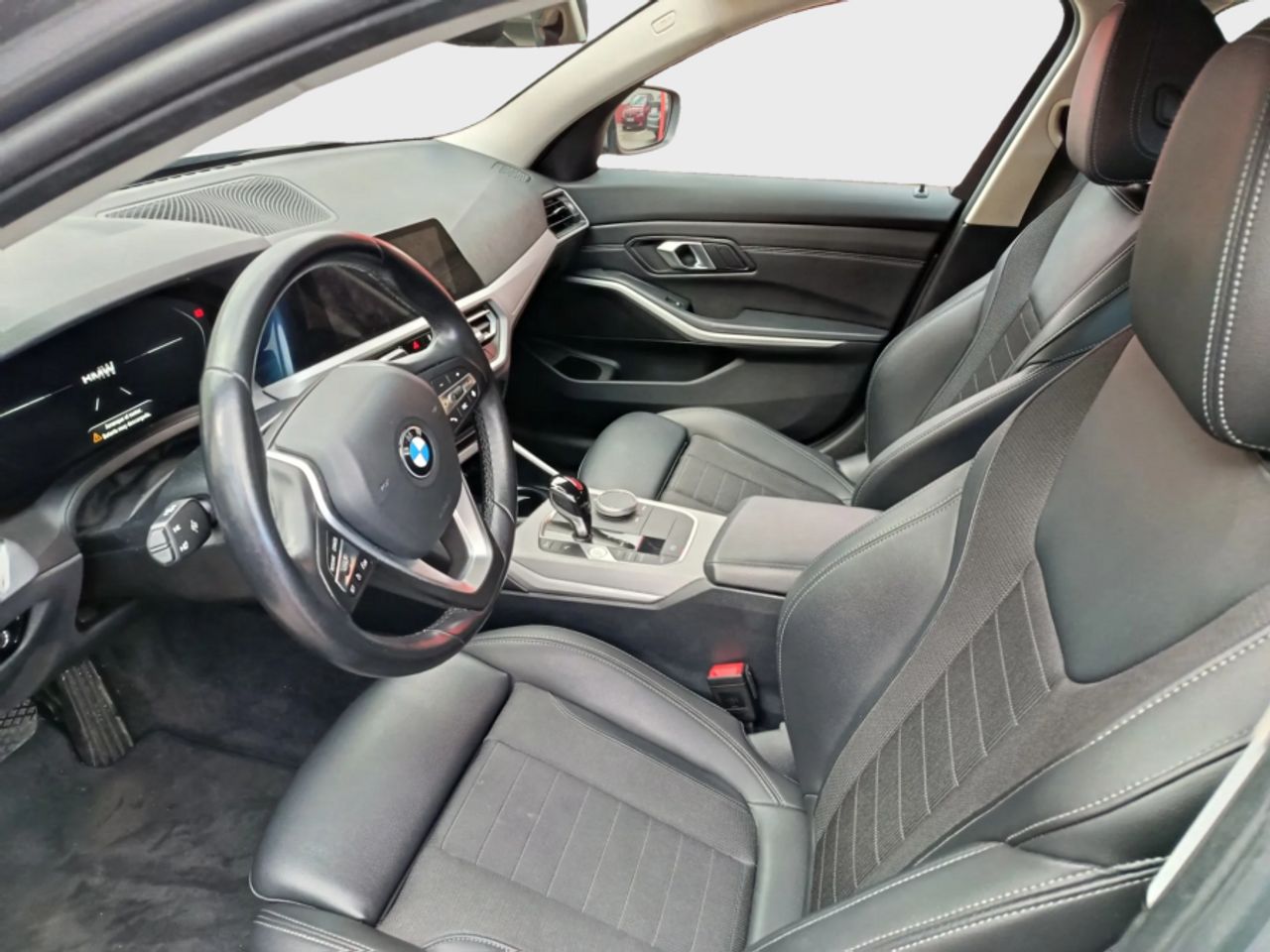 BMW Serie 3 318d Auto. - foto 34