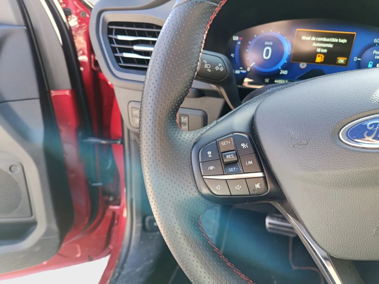 Ford Kuga STLine X 2.5 Duratec PHEV 165kW Auto - foto 22