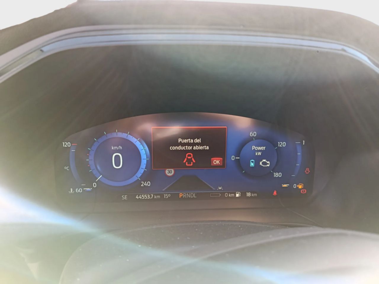 Ford Kuga STLine X 2.5 Duratec PHEV 165kW Auto - foto 20