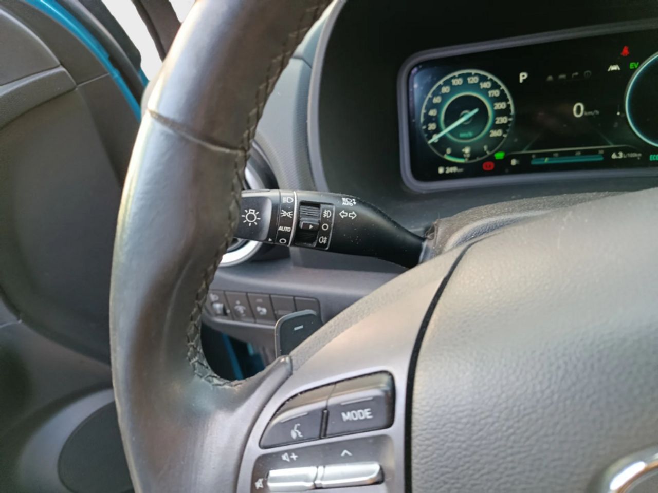 Hyundai Kona 1.6 GDI HEV Tecno 2C DCT - foto 29