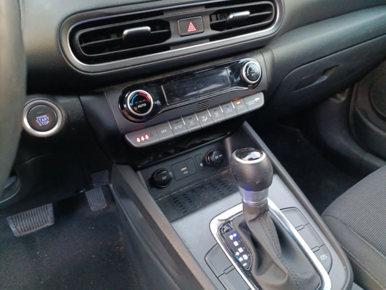 Hyundai Kona 1.6 GDI HEV Tecno 2C DCT - foto 14