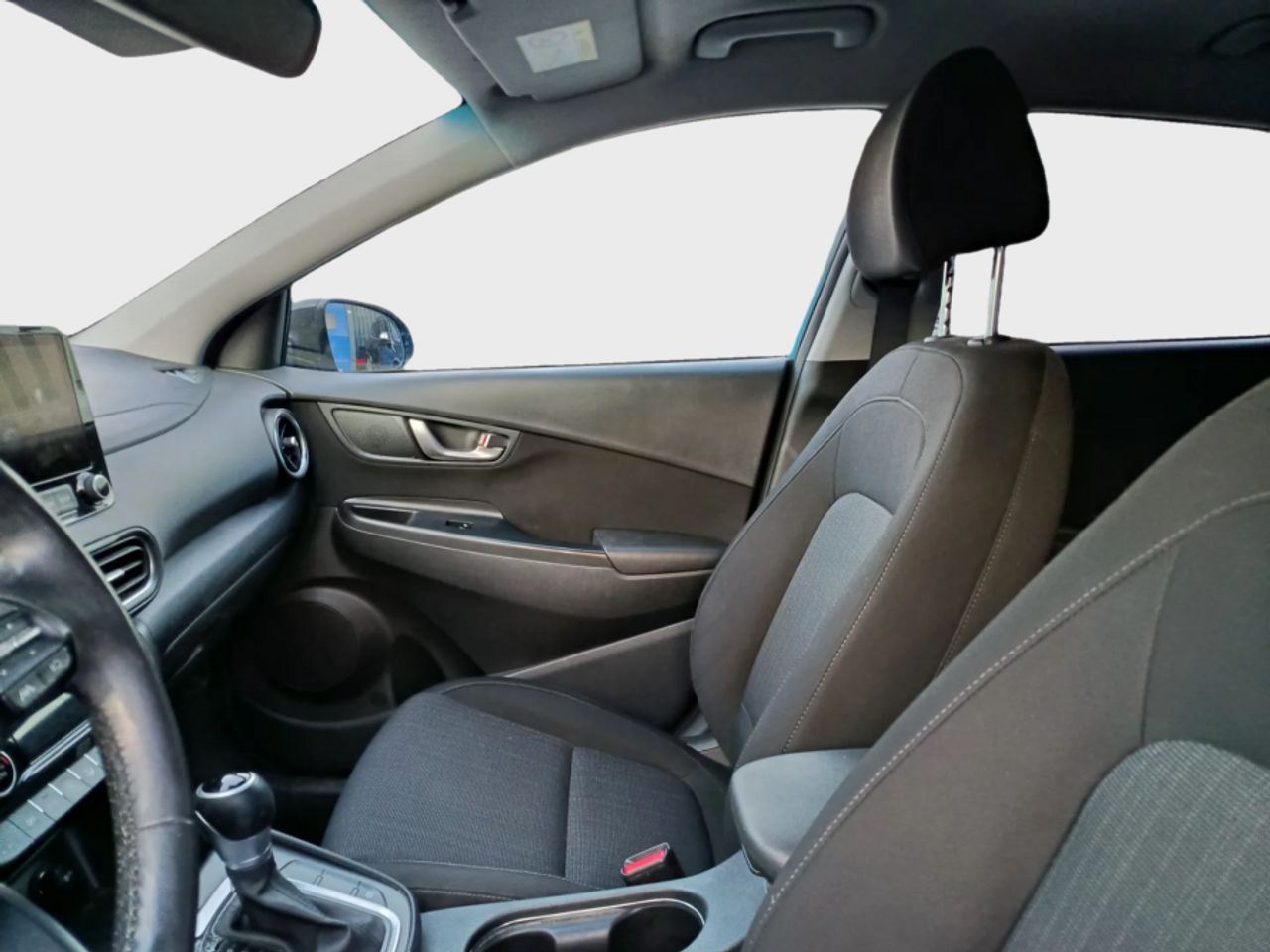 Hyundai Kona 1.6 GDI HEV Tecno 2C DCT - foto 17