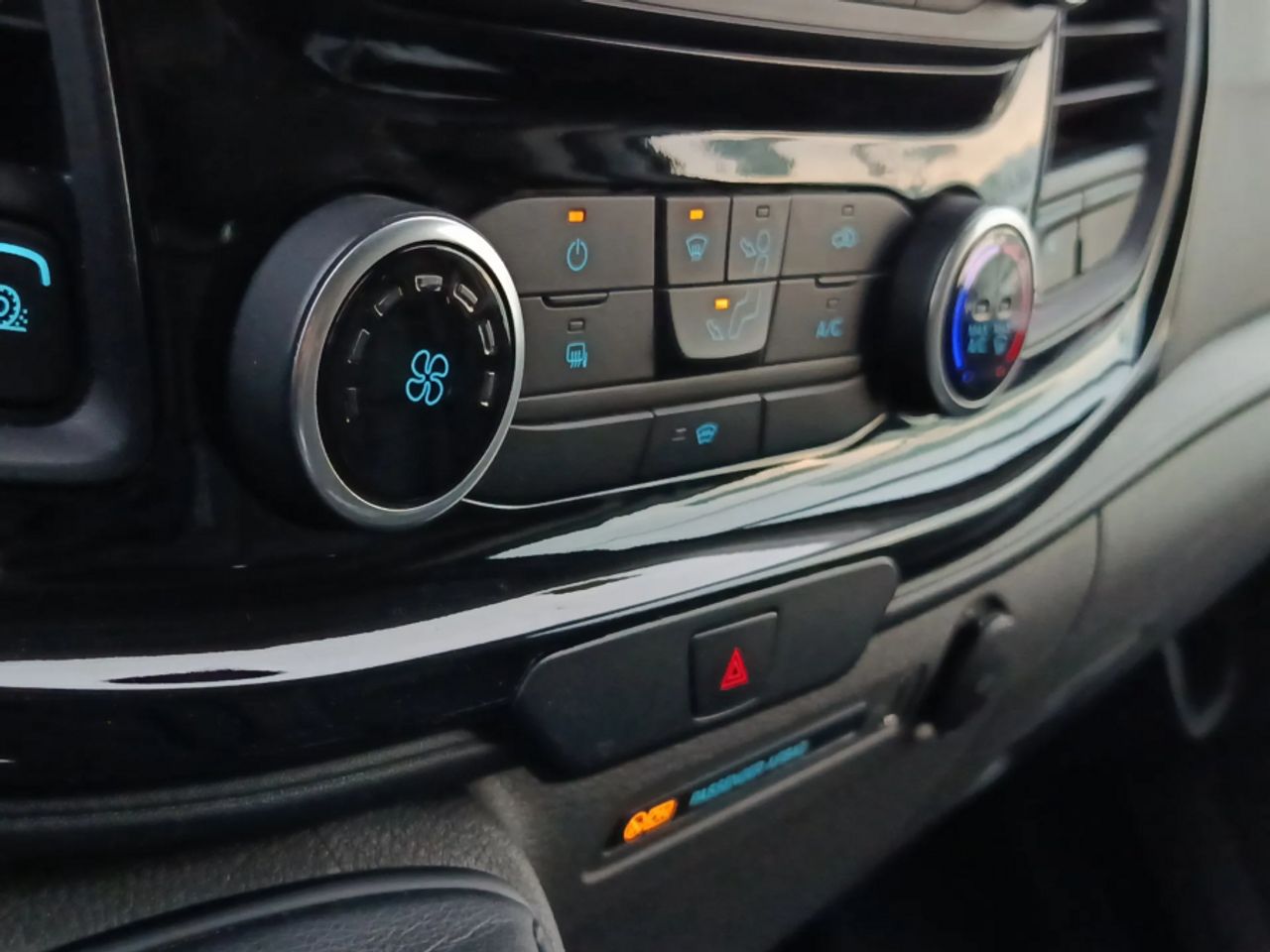 Ford Transit Custom Van 2.0 TDCI 96kW 340 L2 MHEV Trend - foto 18