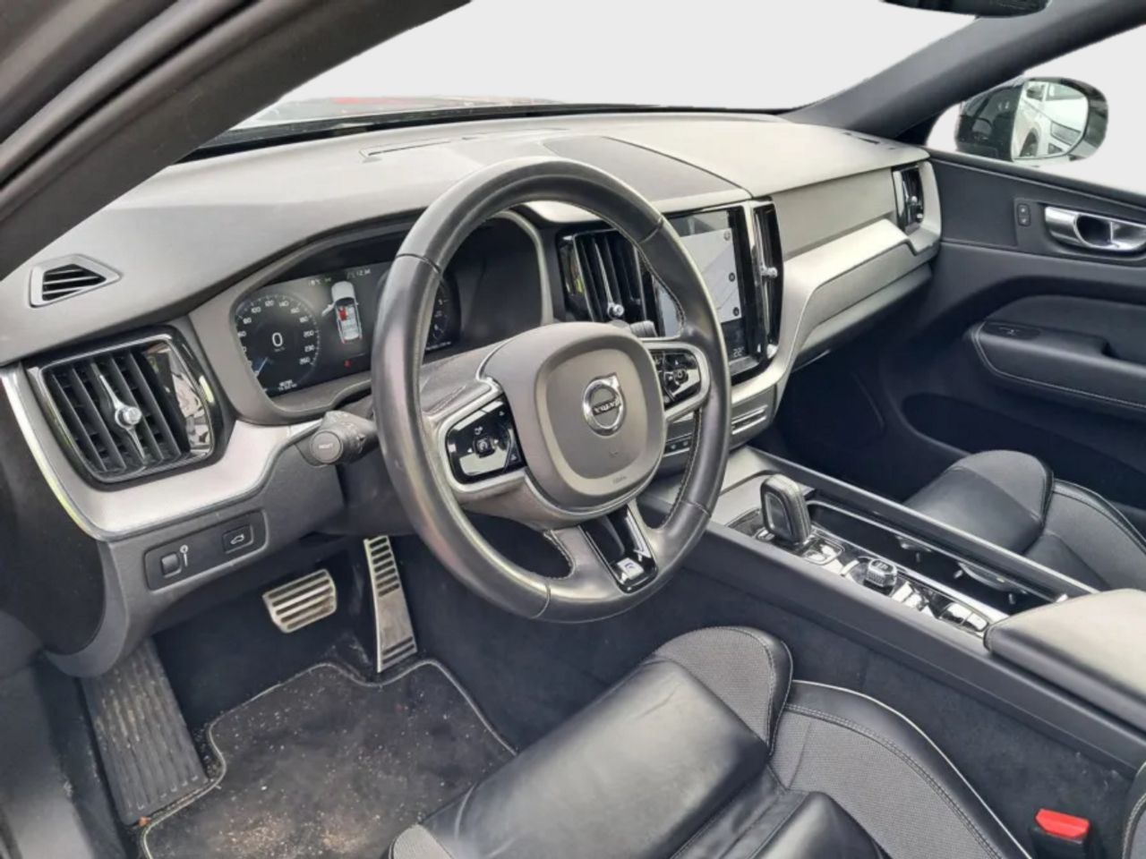 Volvo XC60 2.0 B4 D AWD RDesign Auto - foto 11