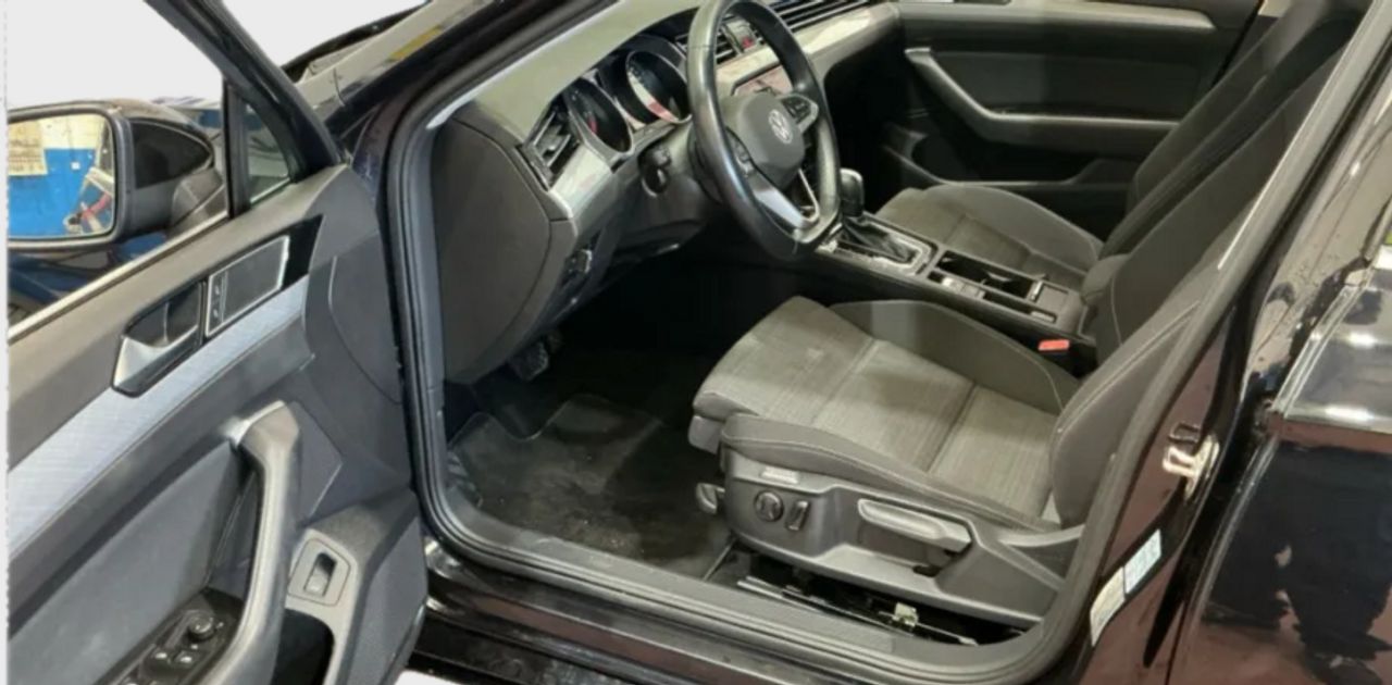 Volkswagen Passat Variant Executive 2.0 TDI 110kW 150CV - foto 8