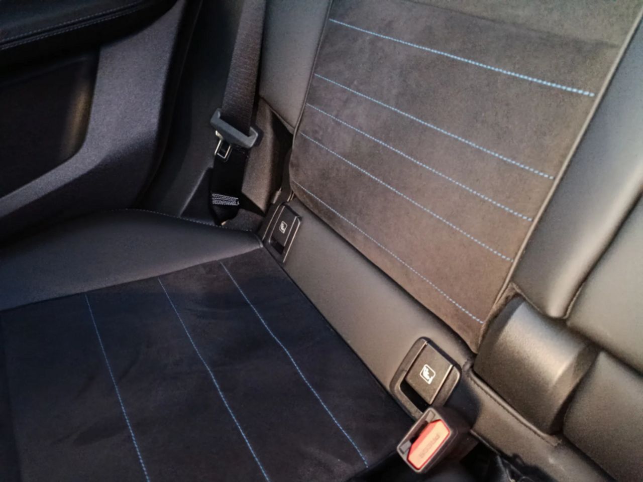 BMW X2 sDrive18d - foto 33