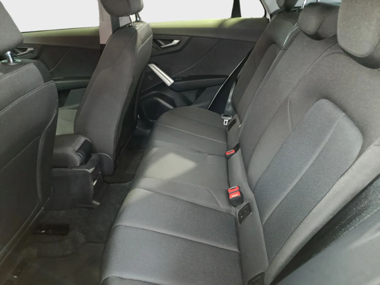 Audi Q2 30 TDI 85kW 116CV - foto 27