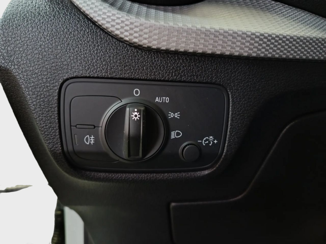 Audi Q2 30 TDI 85kW 116CV - foto 12