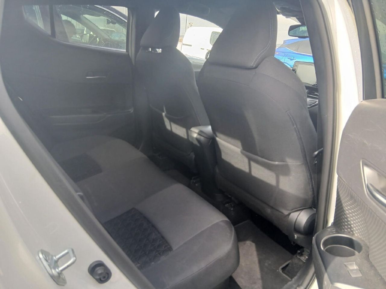 Toyota C-HR 2.0 180H Advance - foto 6