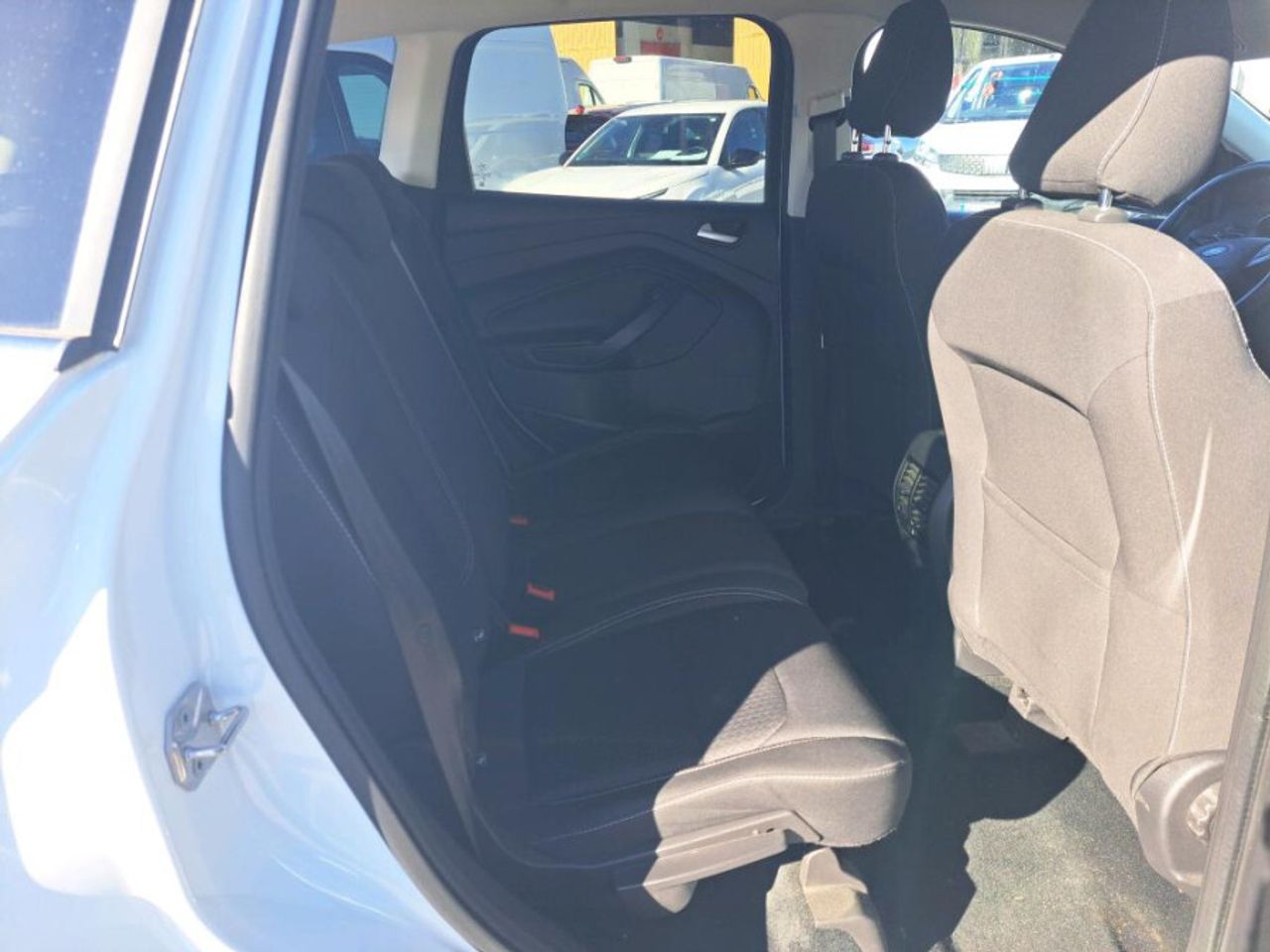 Ford Kuga 1.5 EcoBoost 88kW 4x2 Trend - foto 7