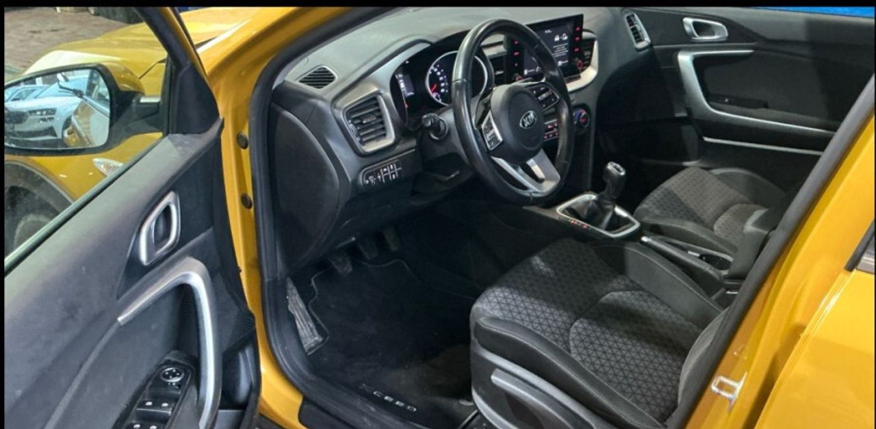 Kia XCeed 1.0 TGDi Drive 88kW 120CV - foto 9