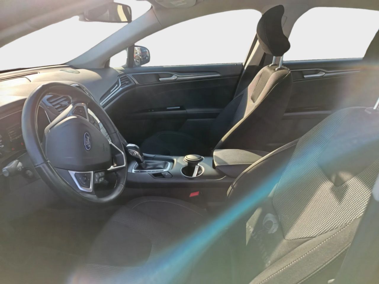 Ford Mondeo 2.0 Hibrido 138kW187CV Titanium HEV AT - foto 11