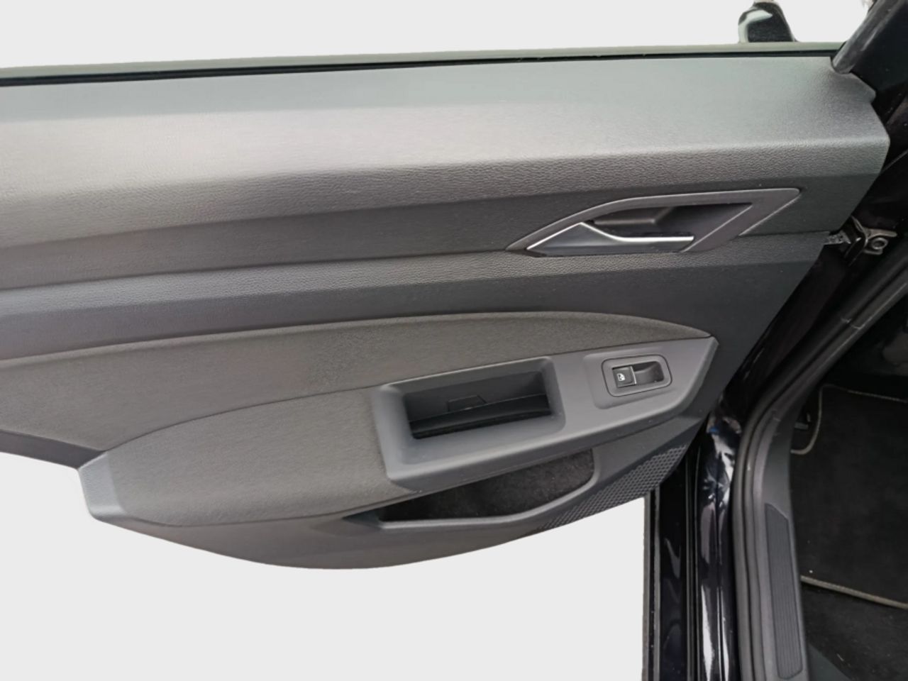 Volkswagen Golf Life 1.0 eTSI 81kW 110CV DSG - foto 26