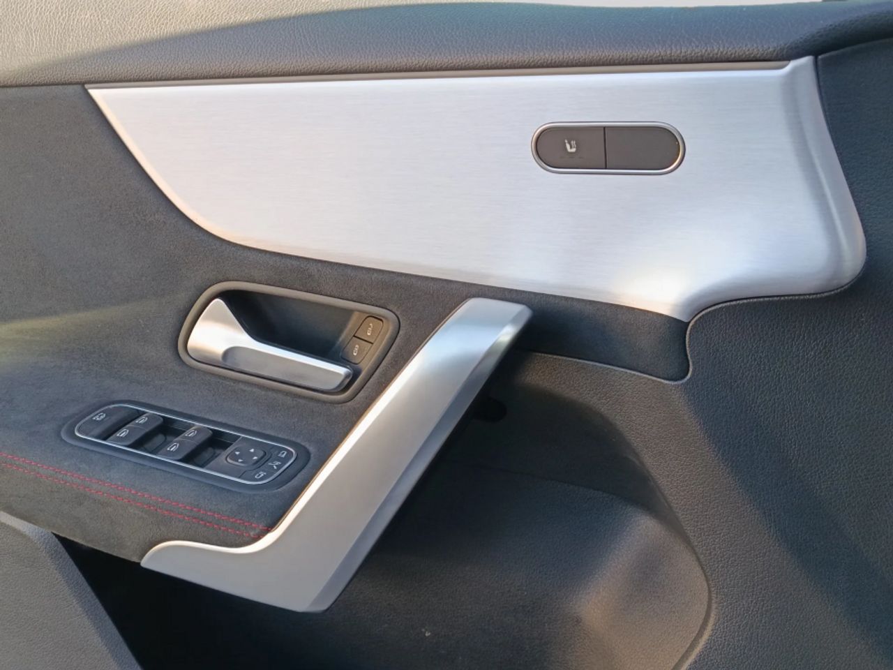 Mercedes Clase A A 200 dZen Blue dCi 110kW 150CV 4x4 - foto 22