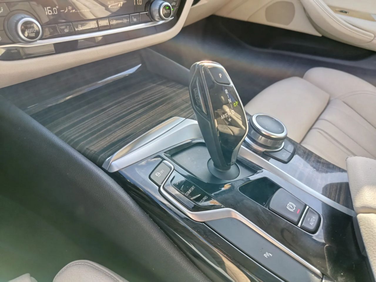 BMW Serie 5 520D - foto 20